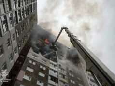 Hilfe für Opfer des Raketenangriffs in Kiew