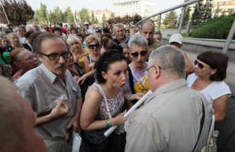 Kundgebung in Zaporizhia wegen Stromausfall: Forderung nach Wiederherstellung des Lichts