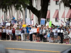 Proteste gegen «No Kings» in Florida, darunter in Tallahassee am alten Kapitol