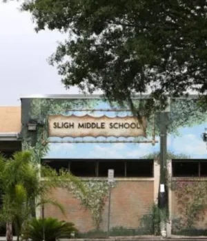 fed6561374e6f761916bc21aa3172b25