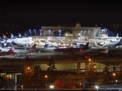 Seattle-Fluggäste frustriert über gestrichene Flüge aufgrund von Bodenstopp bei Alaska Airlines